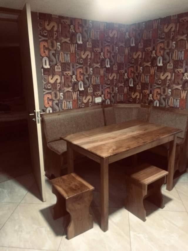 Guesthouse Raisa Qvareli Exteriör bild