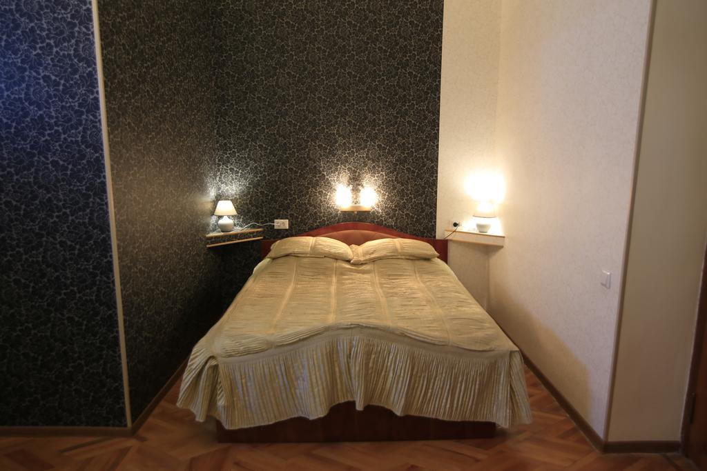Guesthouse Raisa Qvareli Exteriör bild
